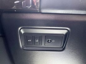 2017 LAND ROVER RANGE ROVER SUV V8, SUPERCHARGED, 5.0 LITER SUPERCHARGED SPORT UTILITY 4D