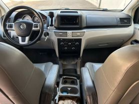 2012 VOLKSWAGEN ROUTAN PASSENGER - AUTOMATIC - Dart Auto Group