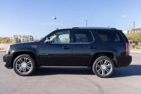 2013 CADILLAC ESCALADE SUV V8, FLEX FUEL, 6.2 LITER PREMIUM SPORT UTILITY 4D