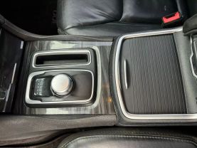 2017 CHRYSLER 300 SEDAN V6, 3.6 LITER 300 LIMITED SEDAN 4D