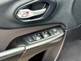 2014 JEEP CHEROKEE SUV 4-CYL, 2.4 LITER SPORT SUV 4D
