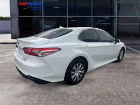 2020 Toyota Camry Hybrid Le Sedan 4d - Image 5