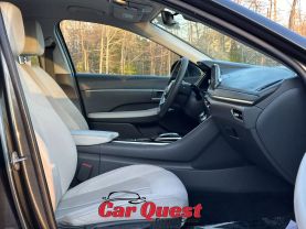 2023 Hyundai Sonata - Image 17