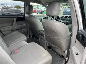 2010 TOYOTA HIGHLANDER SUV 4-CYL, 2.7 LITER SPORT UTILITY 4D