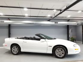2002 CHEVROLET CAMARO CONVERTIBLE V8, 5.7 LITER Z28 CONVERTIBLE 2D