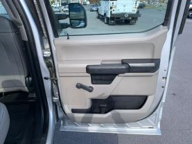2017 FORD F350 SUPER DUTY CREW CAB 8FT KNAPHEIDE SERVICE BED TRUCK SERVICE/UTILITY TRUCKS V8, FLEX FUEL, 6.2 LITER XL PICKUP 4D 8 FT - Eddies Auto Sales