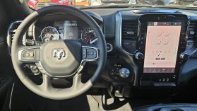 2025 Ram 1500 Crew Cab - Image 10