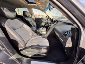 2017 INFINITI QX70