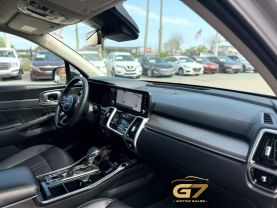 2023 Kia Sorento - Image 13
