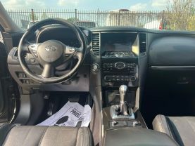 2017 INFINITI QX70 SUV V6, 3.7 LITER 3.7 SPORT UTILITY 4D