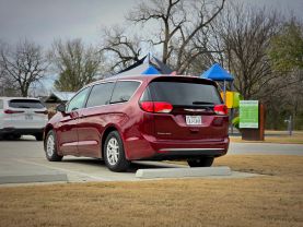 2020 CHRYSLER PACIFICA VAN V6, 3.6 LITER TOURING MINIVAN 4D