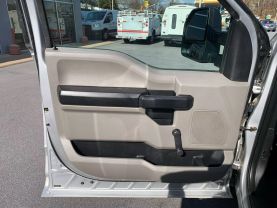 2017 FORD F350 SUPER DUTY CREW CAB 8FT KNAPHEIDE SERVICE BED TRUCK SERVICE/UTILITY TRUCKS V8, FLEX FUEL, 6.2 LITER XL PICKUP 4D 8 FT - Eddies Auto Sales