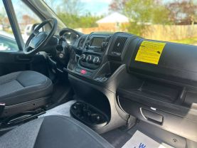 2019 Ram Promaster Cargo Van - Image 11