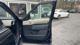 2020 Land Rover Discovery - Image 26