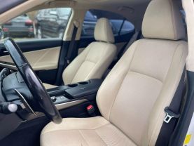 2016 Lexus Is - Image 25