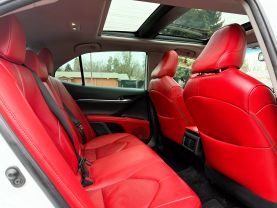 2019 TOYOTA CAMRY SEDAN SUPER WHITE AUTOMATIC - Capital City Auto