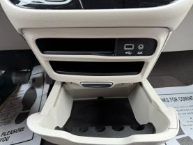2020 CHRYSLER VOYAGER VAN V6, 3.6 LITER LX MINIVAN 4D