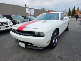 2013 DODGE CHALLENGER COUPE V6, 3.6 LITER RALLYE REDLINE COUPE 2D