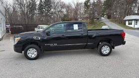 2017 Nissan Titan Xd Crew Cab S Pickup 4d 6 1/2 Ft - Image 1