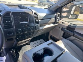 2017 FORD F350 SUPER DUTY SUPER CAB & CHASSIS