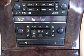 2013 CADILLAC ESCALADE SUV V8, FLEX FUEL, 6.2 LITER PREMIUM SPORT UTILITY 4D