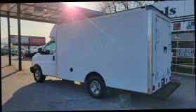 2015 Chevrolet Express Commercial Cutaway Cutaway Van 2d - Image 3