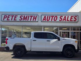 2021 Chevrolet Silverado 1500 Crew Cabcustom Trail Boss Pickup 4d 5 3/4 Ft - Image 2