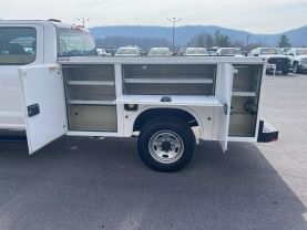 2020 FORD F250 SUPER DUTY CREW CAB 8FT KNAPHEIDE SERVICE BED TRUCK SERVICE/UTILITY TRUCKS V8, 6.2 LITER XL PICKUP 4D - Eddies Auto Sales