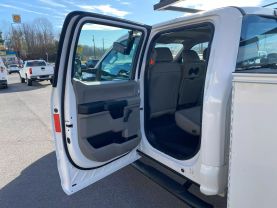 2019 FORD F350 SUPER DUTY CREW CAB 8FT KNAPHEIDE SERVICE BED TRUCK SERVICE/UTILITY TRUCKS V8, 6.2 LITER XL 4D - Eddies Auto Sales