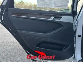 2019 Genesis G80 - Image 13