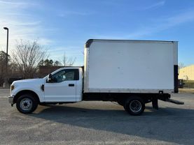 2019 FORD F350 SUPER DUTY REGULAR CAB & CHASSIS CAB CHASSIS V8, FLEX FUEL, 6.2 LITER XL CAB & CHASSIS 2D