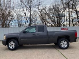 2010 CHEVROLET SILVERADO 1500 EXTENDED CAB PICKUP V6, 4.3 LITER WORK TRUCK PICKUP 4D 6 1/2 FT