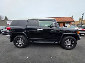 2007 TOYOTA FJ CRUISER SUV V6, 4.0 LITER SPORT UTILITY 2D