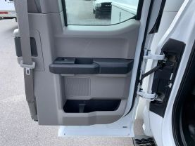 2019 FORD F350 SUPER DUTY SUPER CAB 8FT READING ENCLOSED SERVICE BED TRUCK SERVICE/UTILITY TRUCKS V8, 6.2 LITER XL PICKUP 4D 8 FT - Eddies Auto Sales