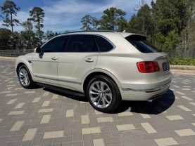 2017 BENTLEY BENTAYGA SUV W12, TWIN TURBO, 6.0 LITER W12 SPORT UTILITY 4D