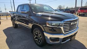 2025 Ram 1500 Crew Cab - Image 3