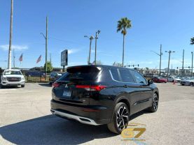 2024 Mitsubishi Outlander - Image 9