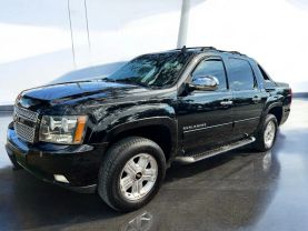 2011 CHEVROLET AVALANCHE SUV V8, FLEX FUEL, 5.3 LITER LT SPORT UTILITY PICKUP 4D 5 1/4 FT