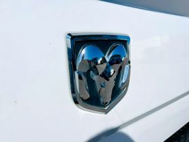 2012 RAM 1500 QUAD CAB PICKUP V8, HEMI, 5.7 LITER BIG HORN PICKUP 4D 6 1/3 FT