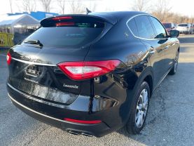 2017 Maserati Levante - Image 4