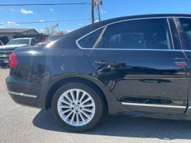 2016 Volkswagen Passat - Image 13