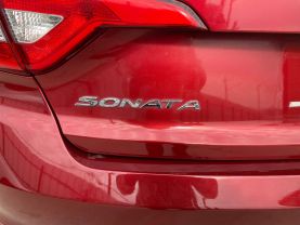 2016 HYUNDAI SONATA SEDAN 4-CYL, PZEV, 2.4 LITER SE SEDAN 4D at Motors On Wheels - used car dealership in Houston, Texas.