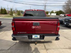 2015 GMC SIERRA 1500 CREW CAB PICKUP V8, ECOTEC3, 5.3 LITER SLT PICKUP 4D 5 3/4 FT