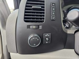 2011 GMC SIERRA 1500 CREW CAB PICKUP V8, FLEX FUEL, 5.3 LITER SLE PICKUP 4D 5 3/4 FT