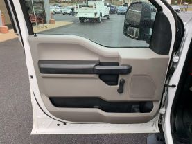 2020 FORD F250 SUPER DUTY CREW CAB 8FT KNAPHEIDE SERVICE BED TRUCK SERVICE/UTILITY TRUCKS V8, FLEX FUEL, 6.2 LITER XL PICKUP 4D 8 FT - Eddies Auto Sales
