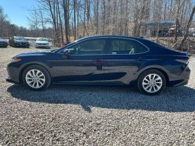 2022 TOYOTA CAMRY SEDAN 4-CYL, 2.5 LITER LE SEDAN 4D at T&T Repairables - used car dealership in Spencer, Indiana.