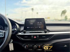2023 Kia Forte - Image 17