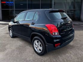 2019 Chevrolet Trax Ls Sport Utility 4d - Image 3