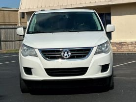 2012 VOLKSWAGEN ROUTAN PASSENGER - AUTOMATIC - Dart Auto Group