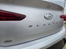 2020 Hyundai Elantra - Image 19